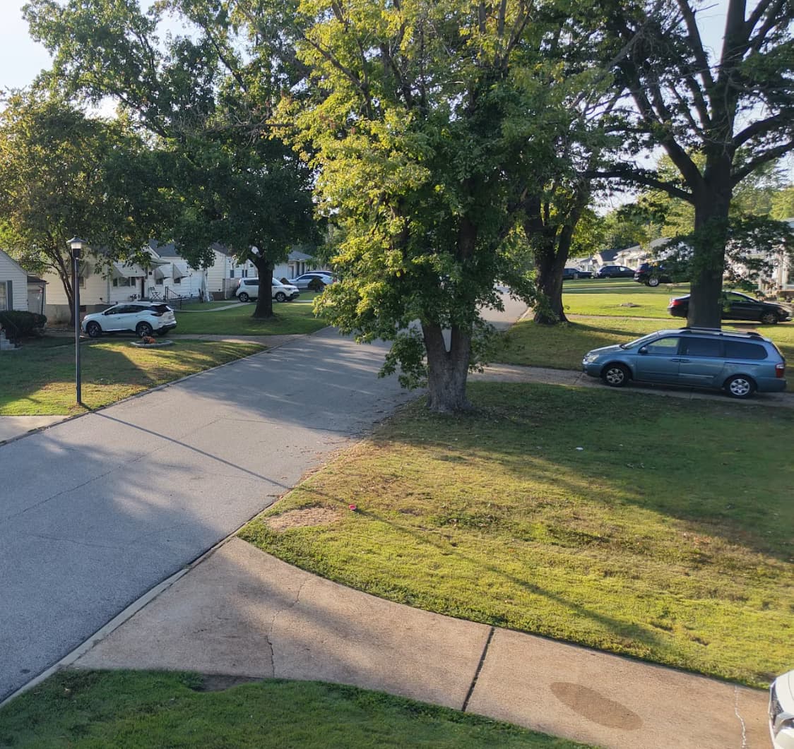 "Land at 1106 Darr Dr, Bellefontaine Neighbors 63137"