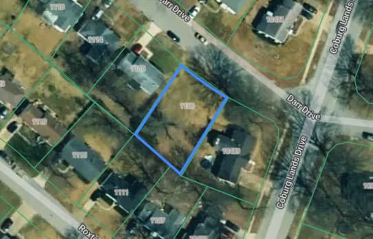"Lant at 1106 Darr Dr, Bellefontaine Neighbors 63137"