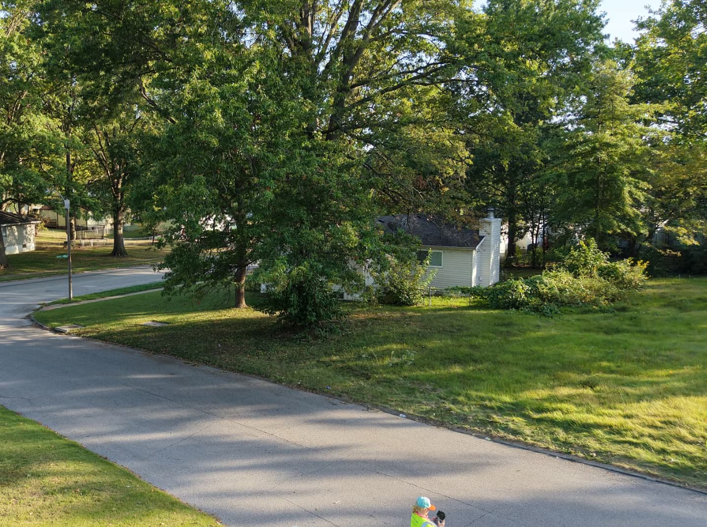 "Land at 1106 Darr Dr, Bellefontaine Neighbors 63137"